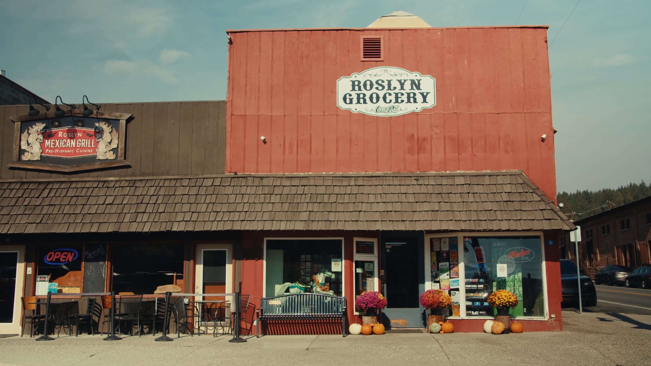 Roslyn Grocery